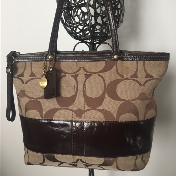 Coach Bag - Picture 6 of 8